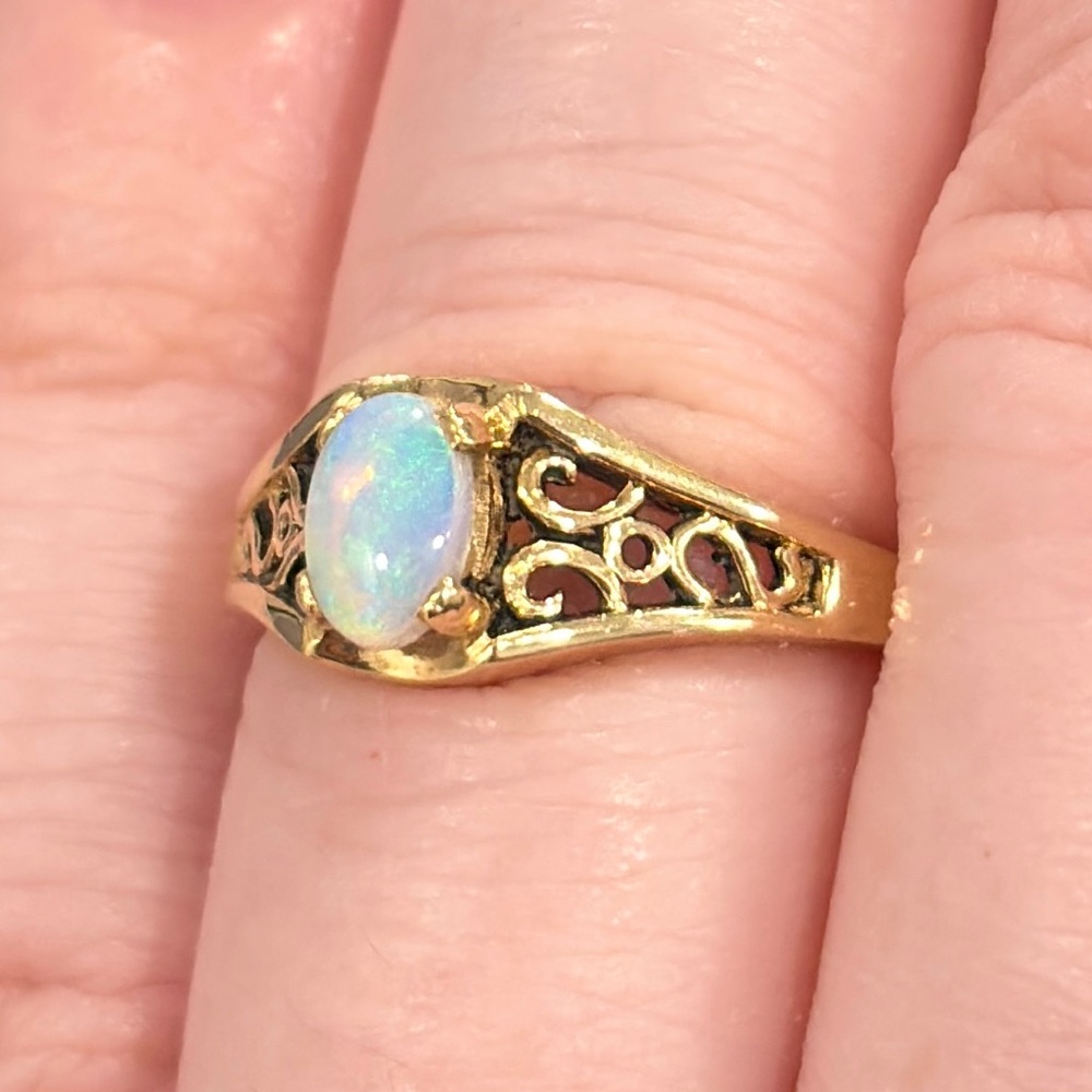 Vintage 14K Gold Opal Ring, Mid Century Filigree, Size 5.5
